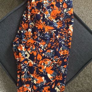 TC LuLaRoe leggings